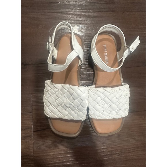 Steve Madden Woven White Sandals Ankle Strap Casual Kids Size 1 JRomma‎ - Picture 1 of 3